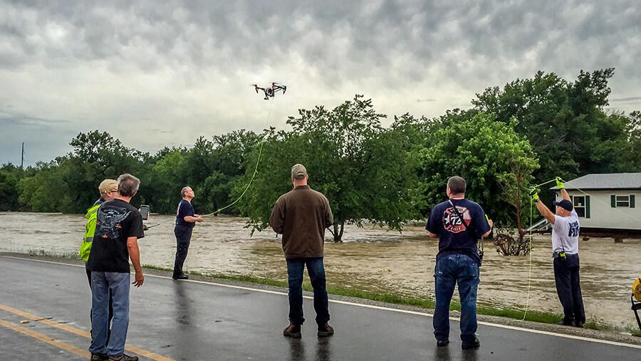Российский опыт применения дронов для борьбы с весенним паводком и наводнениями